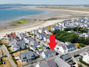 Pass the Keys Breeze Cottage 2 bed Beach property
